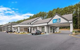 Suburban Studios Cleveland Central